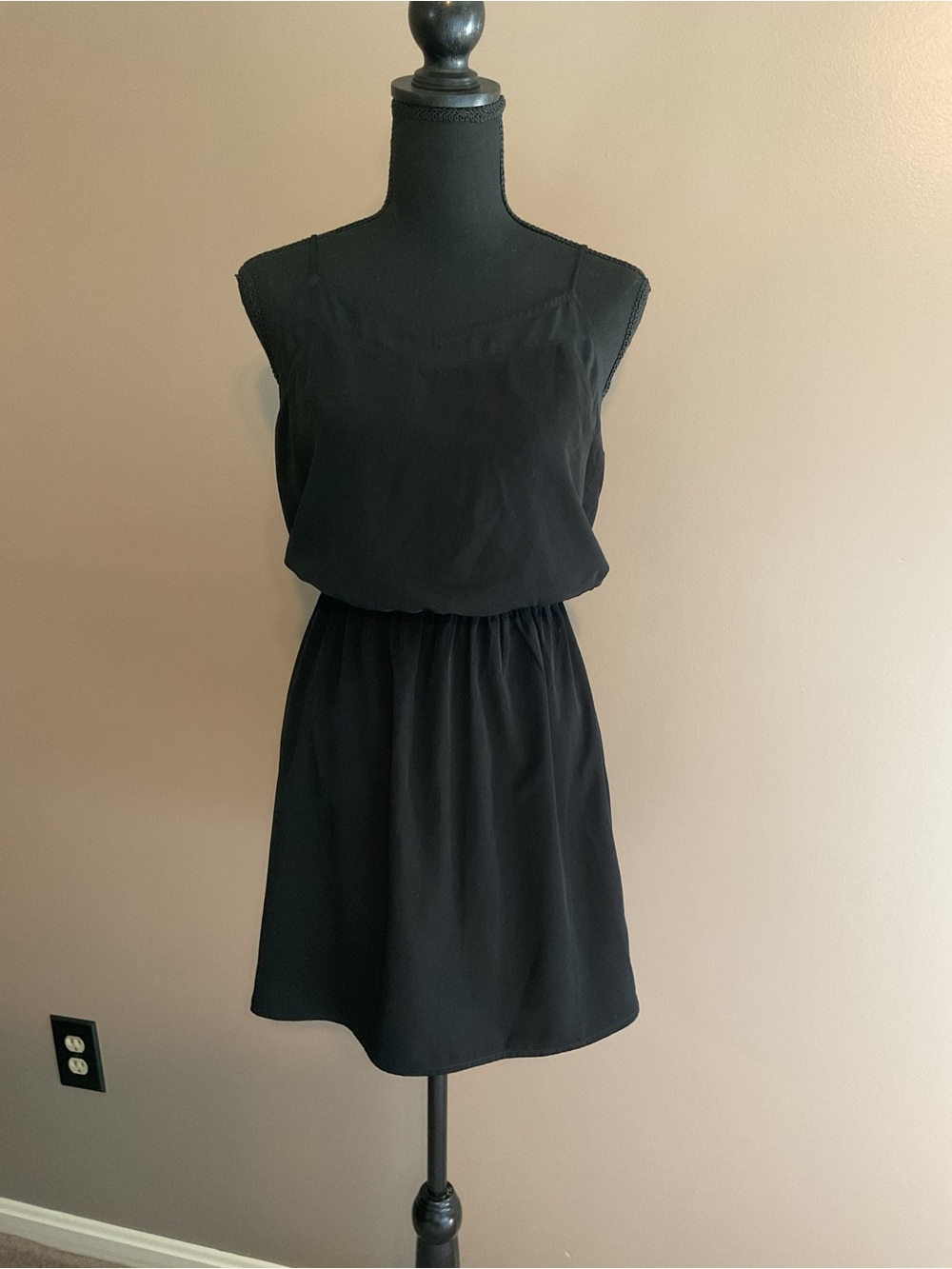 Express Black Sleeveless Blouson Mini Dress